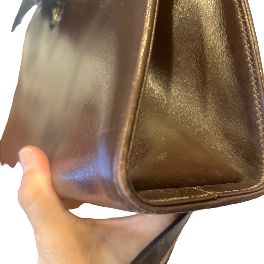 SALVATORE FERRAGAMO Vintage Brown Leather Shoulder Bag - Picture 14 of 14